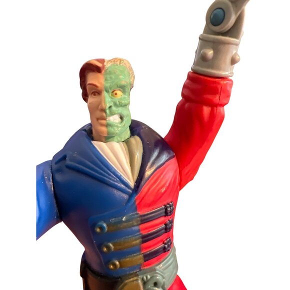 Vintage 1995 DC Comics Legends of Batman Two Face Pirate Action Figure 5" - Picture 2 of 7
